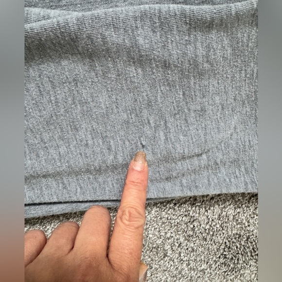 ARITZIA WILFRED FREE Lounge Mockneck Long Sleeve Light Grey Size Large - Picture 8 of 11